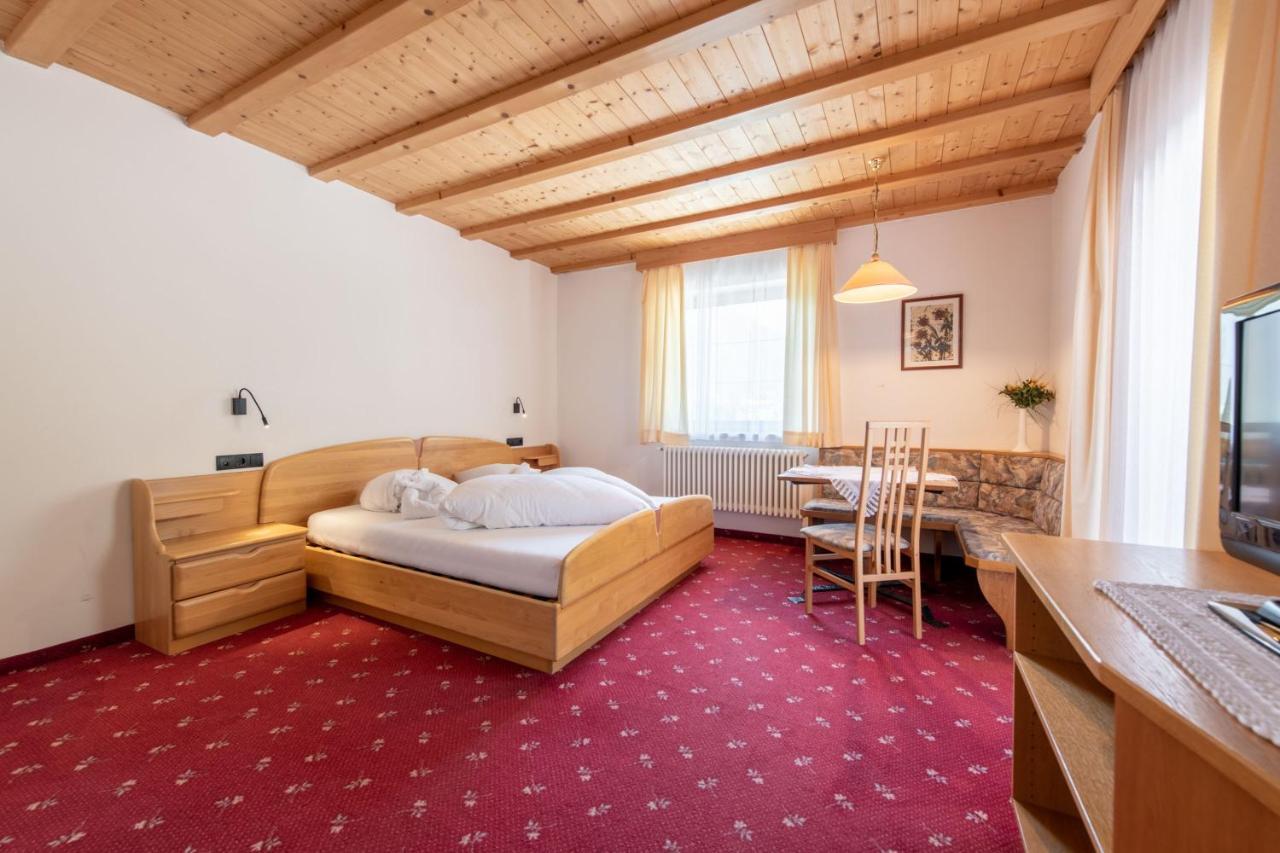 Hotel Stilfserhof Bagian luar foto