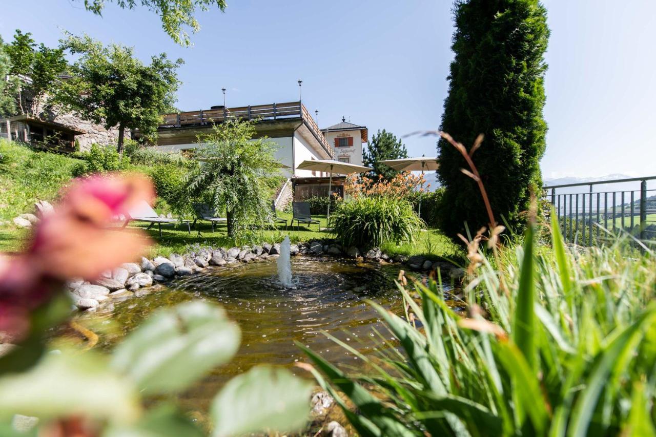 Hotel Stilfserhof Bagian luar foto