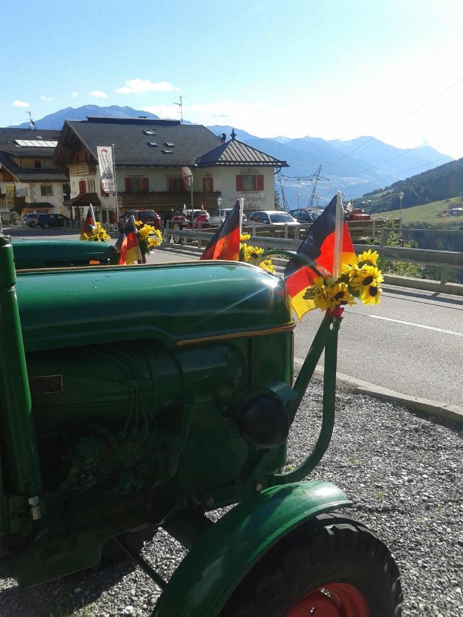 Hotel Stilfserhof Bagian luar foto